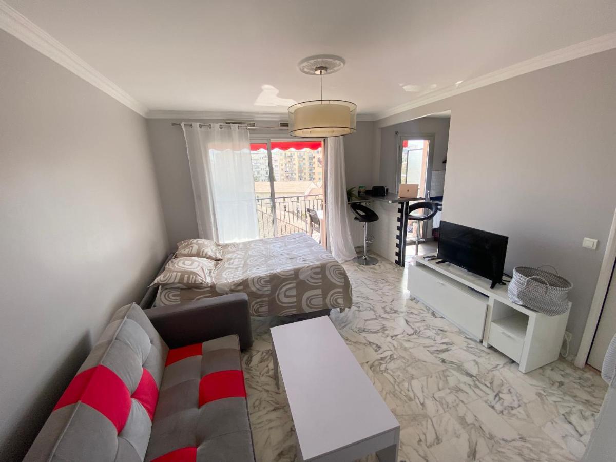Stylish Modern Beach Studio Ницца Экстерьер фото